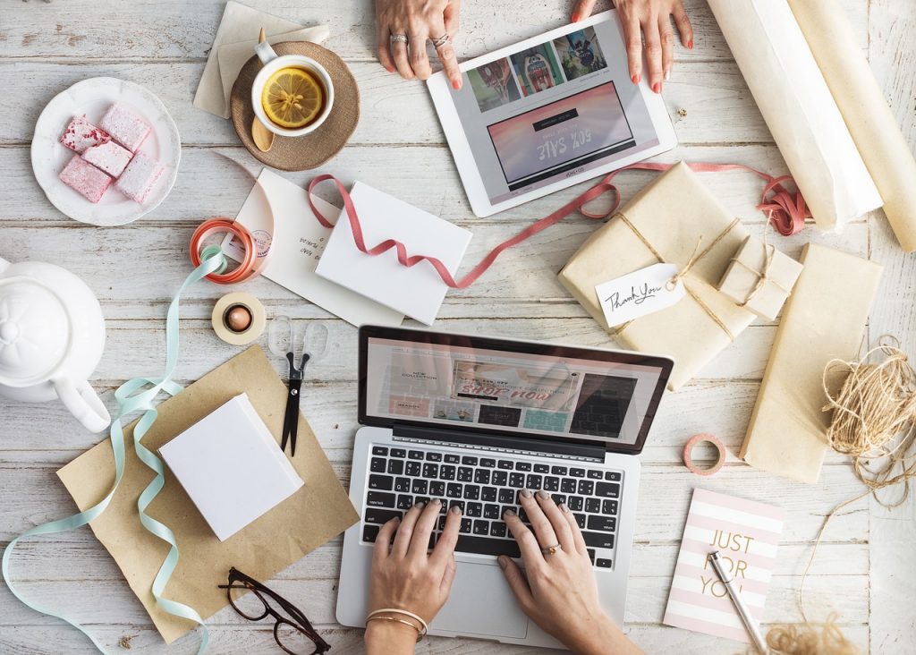Website giúp việc bán hàng được vận hành trơn tru